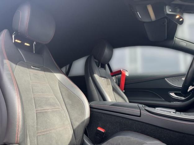 MERCEDES-BENZ  Třídy E Mercedes-AMG E 53 4MATIC+ kupé (16/18)