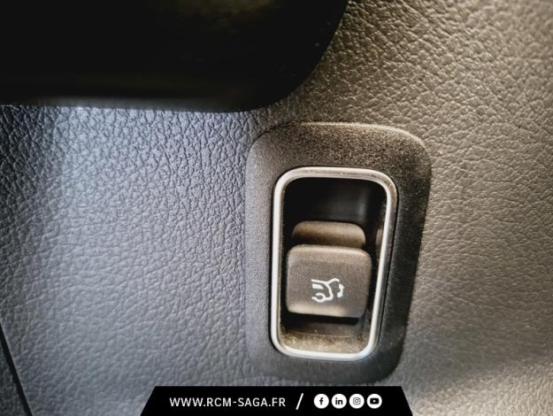 MERCEDES-BENZ GLA 200 d Progressive Line  