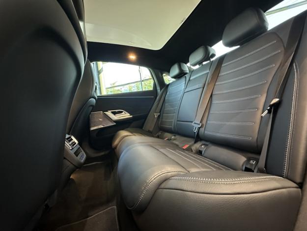MERCEDES-BENZ Classe C électrique  400 4Matic   489 ch 