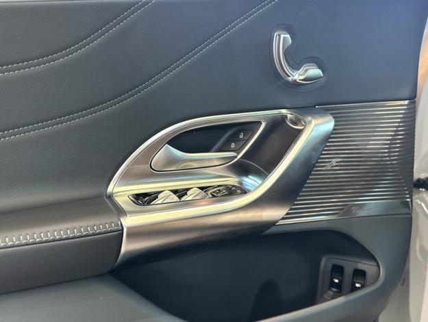 MERCEDES-BENZ Classe C électrique  400 4Matic   489 ch 