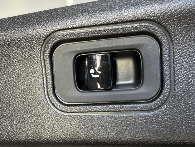 MERCEDES-BENZ Classe C électrique  400 4Matic   489 ch 
