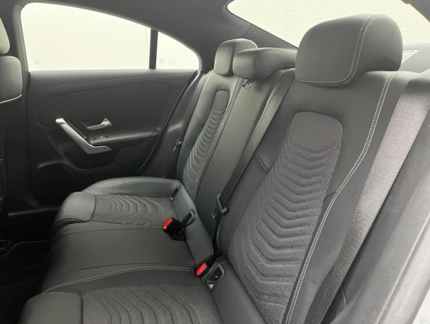 MERCEDES-BENZ CLA Coupé CLA 180 Coupé Progressive Line  