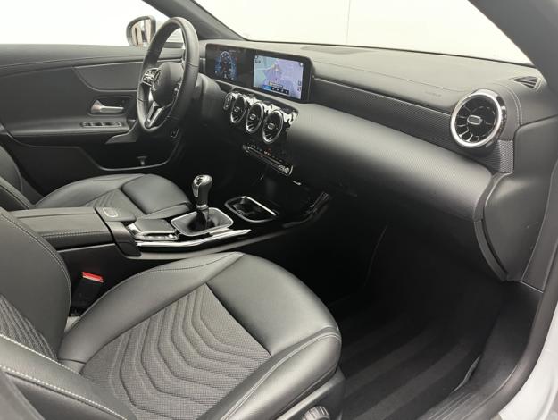 MERCEDES-BENZ CLA Coupé CLA 180 Coupé Progressive Line  