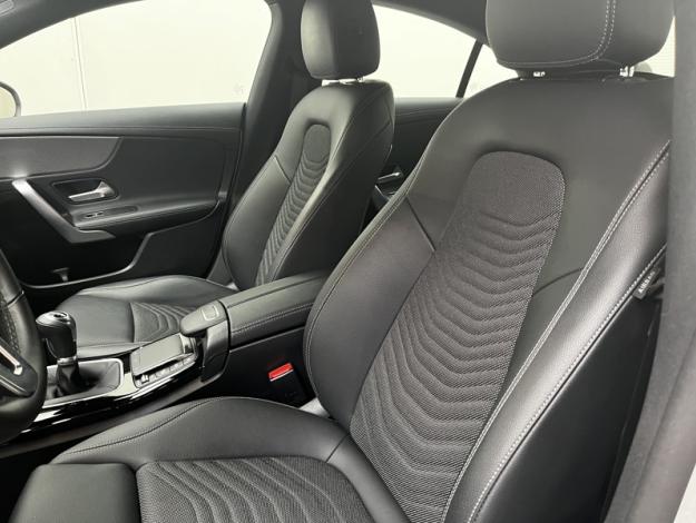 MERCEDES-BENZ CLA Coupé CLA 180 Coupé Progressive Line  