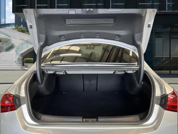 MERCEDES-BENZ CLA CLA 180 d