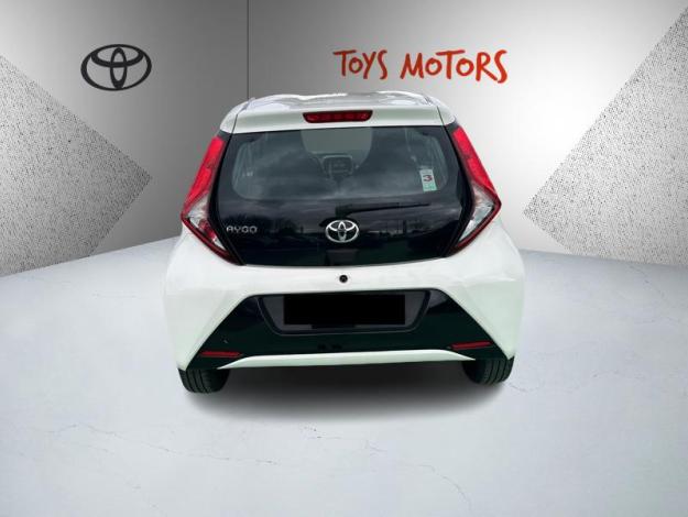 TOYOTA Aygo 1.0 VVT-i x-play  1.0 69 ch 