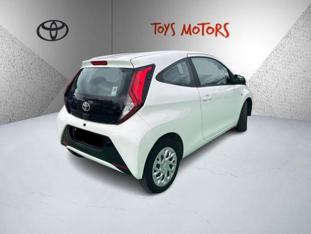 TOYOTA Aygo 1.0 VVT-i x-play  1.0 69 ch 