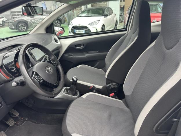 TOYOTA Aygo 1.0 VVT-i x-play  1.0 69 ch 