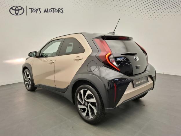 TOYOTA Aygo X 1.0 VVT-I 72 DESIGN   