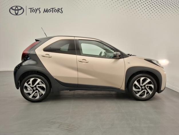 TOYOTA Aygo X 1.0 VVT-I 72 DESIGN   