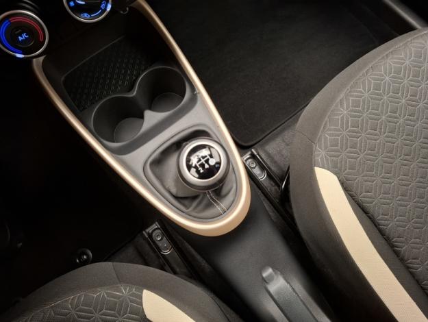 TOYOTA Aygo X 1.0 VVT-I 72 DESIGN   