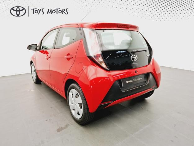TOYOTA Aygo 1.0 VVT-I X-PLAY  