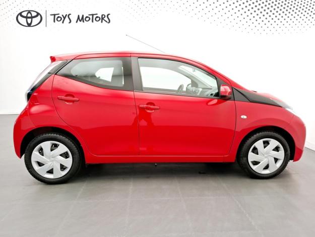 TOYOTA Aygo 1.0 VVT-I X-PLAY  