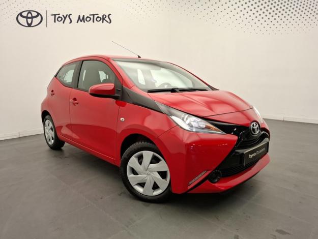 TOYOTA Aygo 1.0 VVT-I X-PLAY  