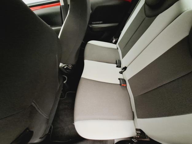 TOYOTA Aygo 1.0 VVT-I X-PLAY  