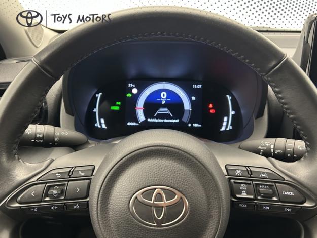 TOYOTA Yaris 1.5 116H DESIGN   