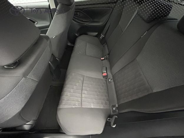 TOYOTA Yaris 1.5 116H DESIGN   