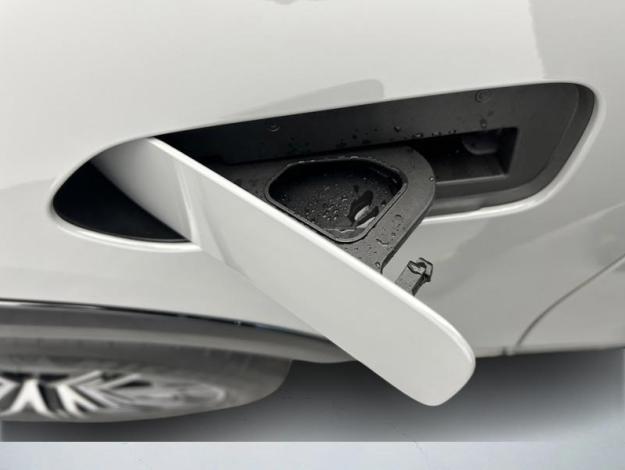 MERCEDES-BENZ EQS SUV 450 4MATIC SUV AMG Line  Gris Alpin / Hyperscreen