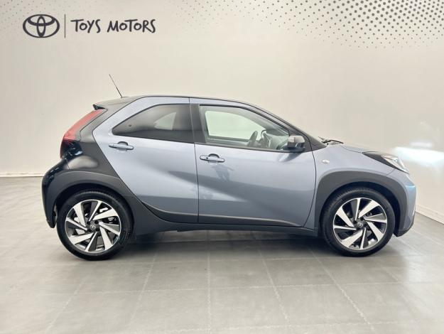 TOYOTA Aygo X 72 COLLECTION   