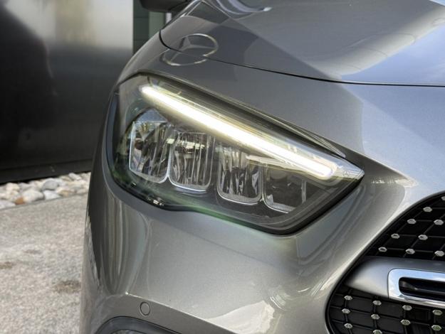 MERCEDES-BENZ GLA 200 d 150ch AMG Line 8G-DCT  