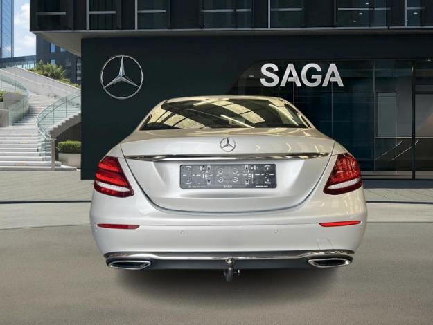 MERCEDES-BENZ E 200 d Berline Executive Attelage  