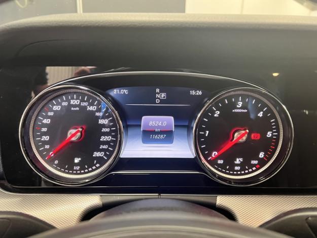 MERCEDES-BENZ E 200 d Berline Executive Attelage  