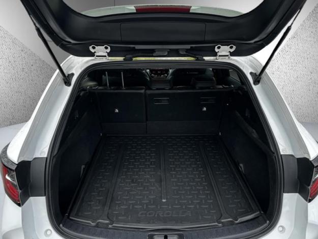 TOYOTA Corolla Touring Sports Hybrid Design   