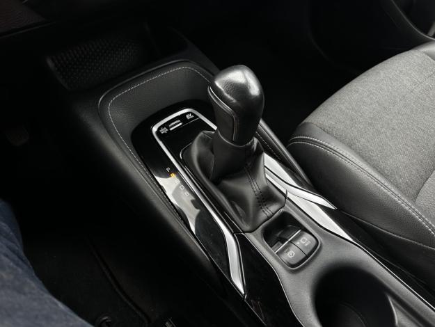 TOYOTA Corolla Touring Sports Hybrid Design   