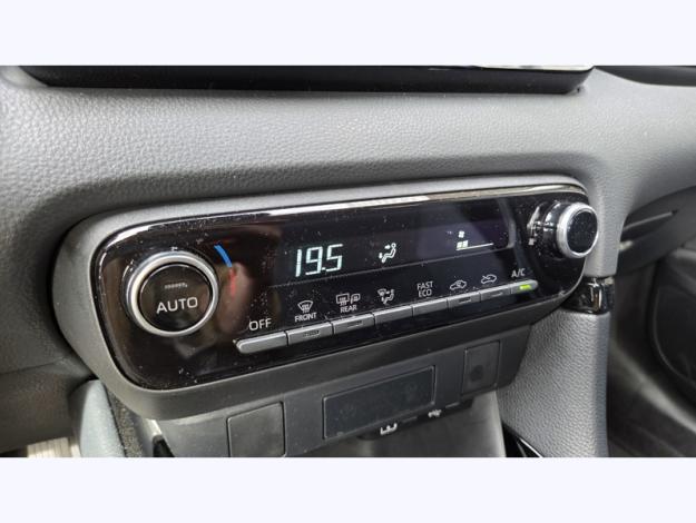TOYOTA Yaris Hybride 116h Design  1.5 116 ch 