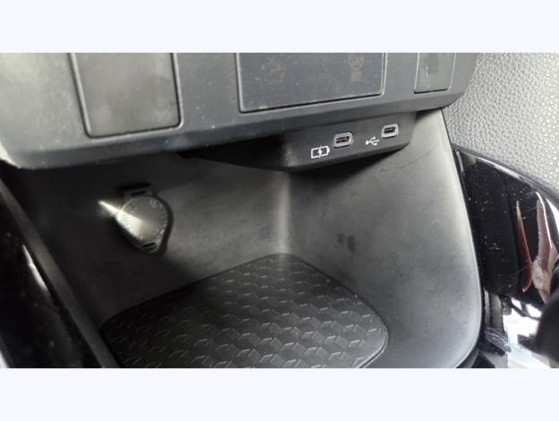 TOYOTA Yaris Hybride 116h Design  1.5 116 ch 