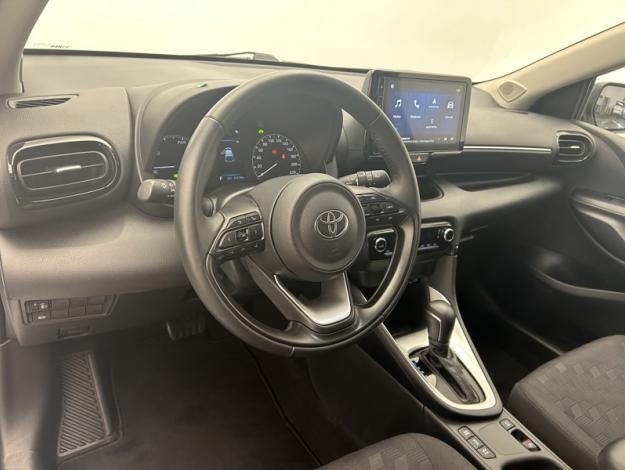 TOYOTA Yaris 116H DYNAMIC  