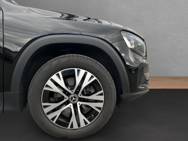 MERCEDES-BENZ GLB 200 d 4MATIC (9/18)