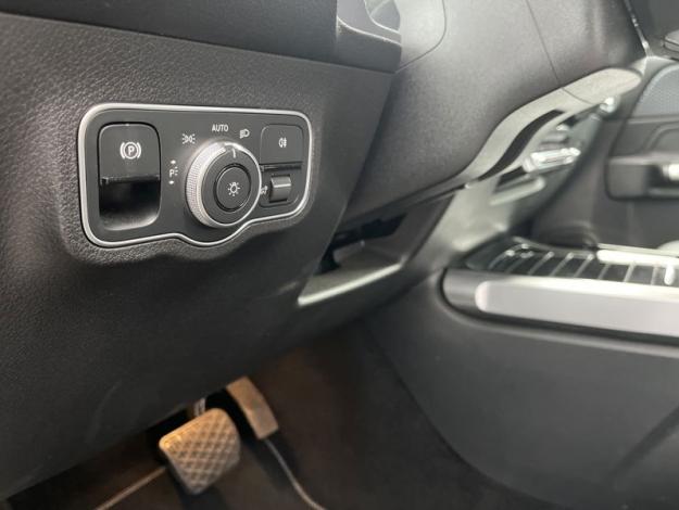 MERCEDES-BENZ GLB 200 d 4MATIC (12/18)