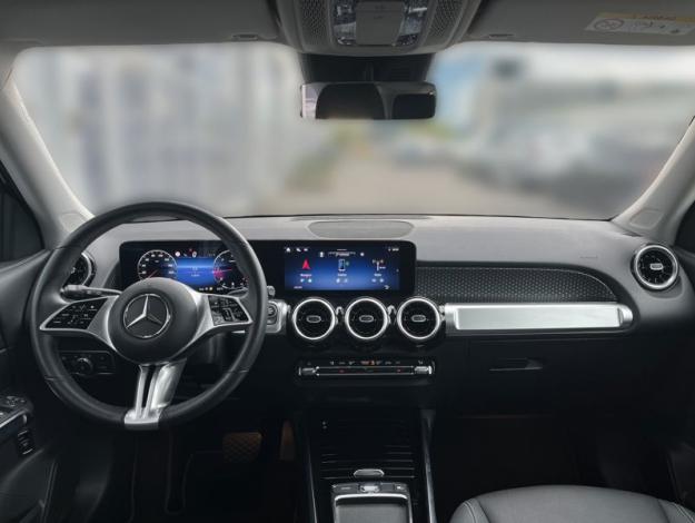 MERCEDES-BENZ GLB 200 d 4MATIC (14/18)
