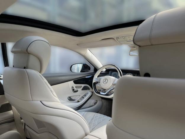 MERCEDES-BENZ Třída S S 500 4MATIC kupé (18/18)
