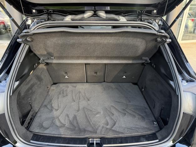 MERCEDES-BENZ GLA 200 d Progressive Line  