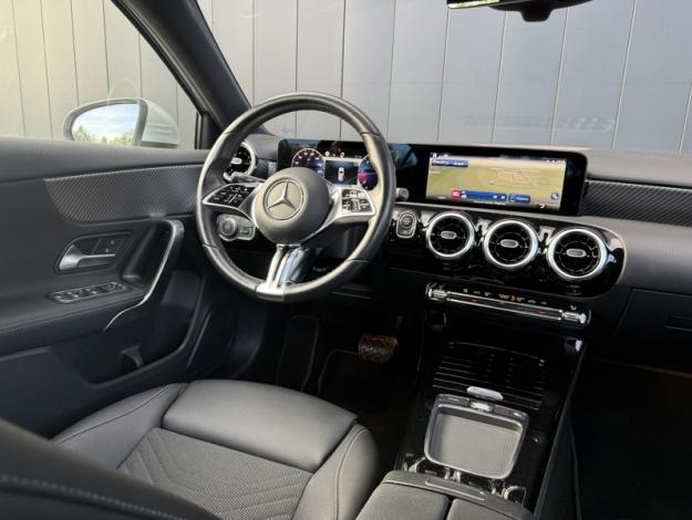 MERCEDES-BENZ Classe A 180 d Business Line  Classe A 180 d Business Line