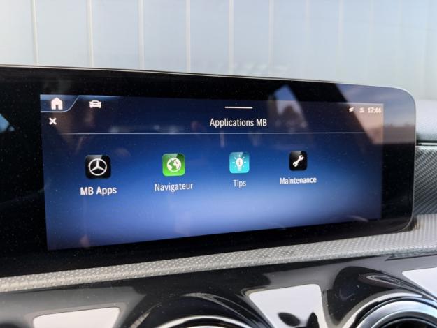 MERCEDES-BENZ Classe A 180 d Business Line  Classe A 180 d Business Line