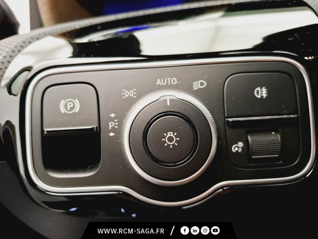 MERCEDES-BENZ Classe A 200 d AMG Line  
