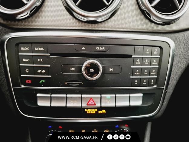 MERCEDES-BENZ GLA 200 Intuition  