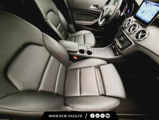 MERCEDES-BENZ GLA 200 Intuition  