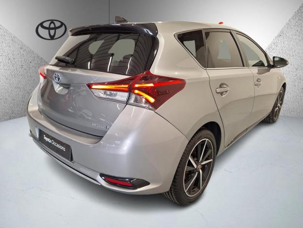 TOYOTA Auris Hybrid Collection  