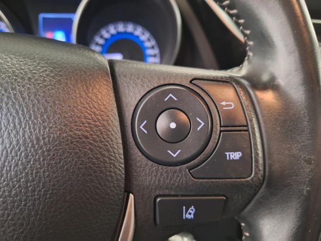 TOYOTA Auris Hybrid Collection  