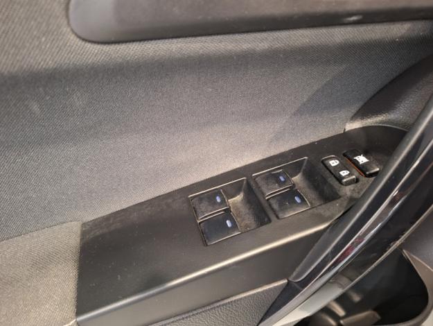 TOYOTA Auris Hybrid Collection  