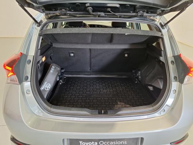 TOYOTA Auris Hybrid Collection  