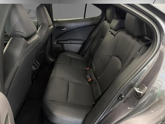 LEXUS UX 300h 2WD F SPORT Design  UX 300H HYBRIDE 2WD MC F SPORT DESIGN MY26