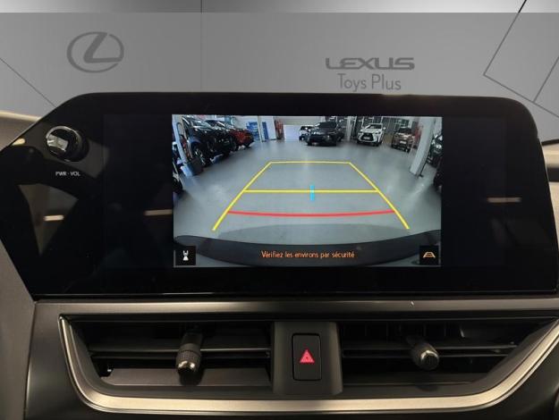 LEXUS UX 300h 2WD F SPORT Design  UX 300H HYBRIDE 2WD MC F SPORT DESIGN MY26
