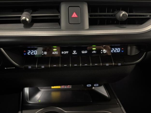 LEXUS UX 300h 2WD F SPORT Design  UX 300H HYBRIDE 2WD MC F SPORT DESIGN MY26