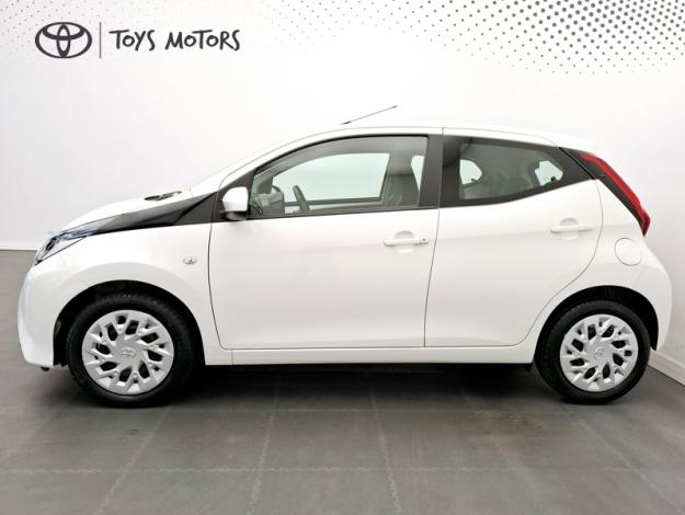TOYOTA Aygo 1.0 VVT-i xshift  x-play   BVA5