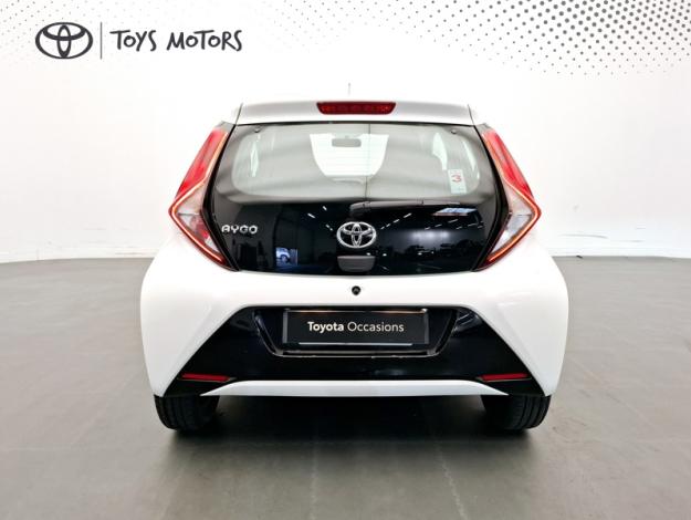 TOYOTA Aygo 1.0 VVT-i xshift  x-play   BVA5